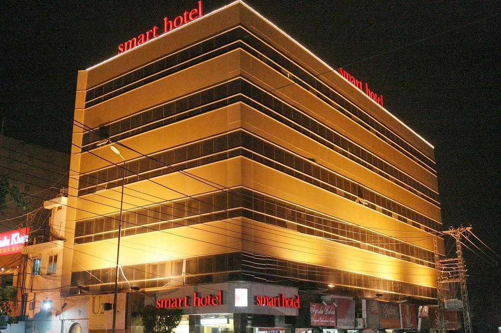 Smart Hotel Lahore Eksteriør bilde