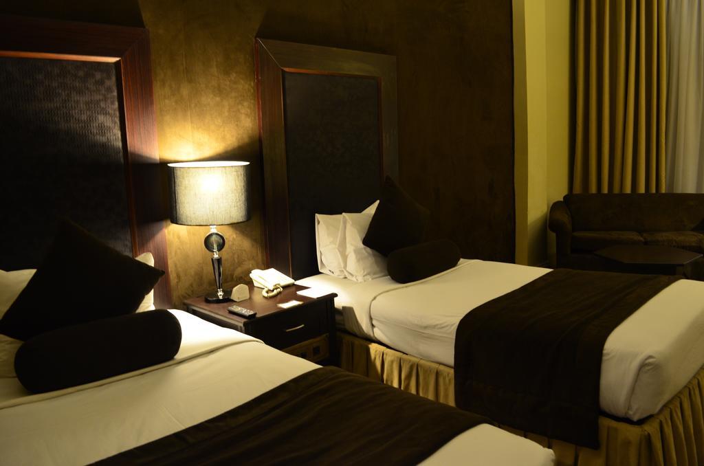 Smart Hotel Lahore Rom bilde