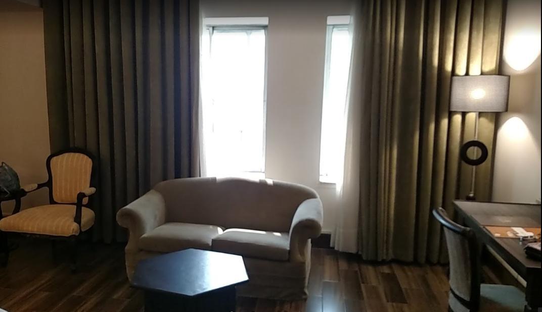 Smart Hotel Lahore Eksteriør bilde